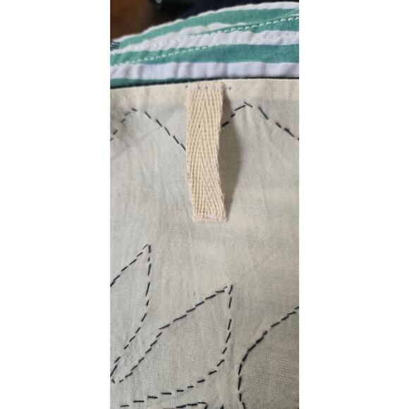 Tilonia Wall Hanging Tree of Life Black/White Tapestry - Picture 5 of 5